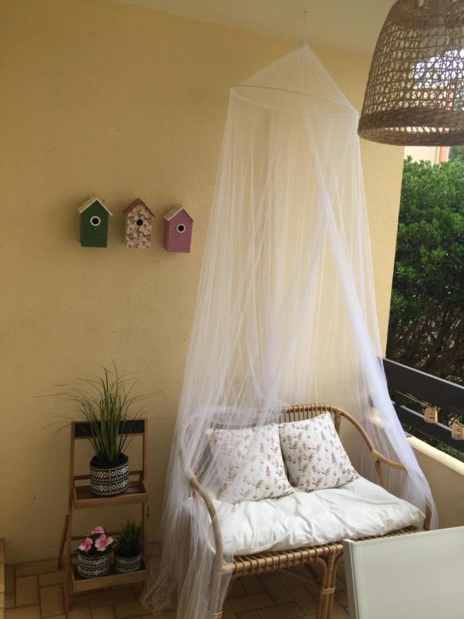 Studio Cabine,4 Personnes ,Renove,Au Calme,200 M De La Plage,Parking Prive Sète Exterior foto