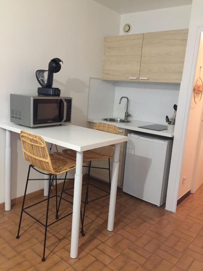 Studio Cabine,4 Personnes ,Renove,Au Calme,200 M De La Plage,Parking Prive Sète Exterior foto
